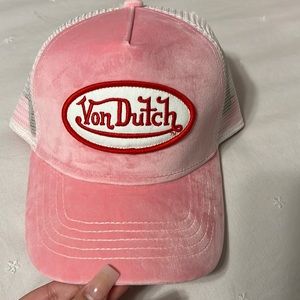 Von Dutch trucker hat pink suede very good condition like new
